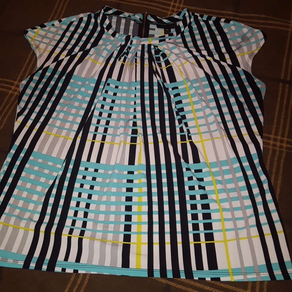 Petite blouse
